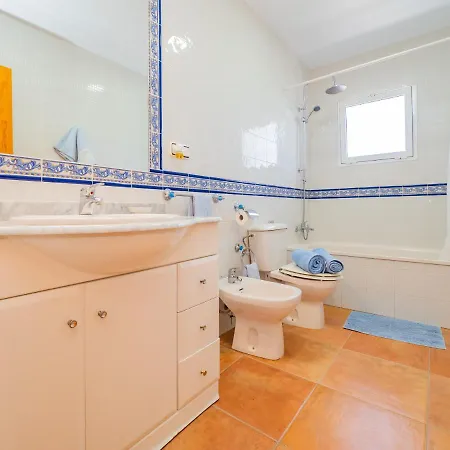 Cubo's De Maruchi * アラウリン・デ・ラ・トレ