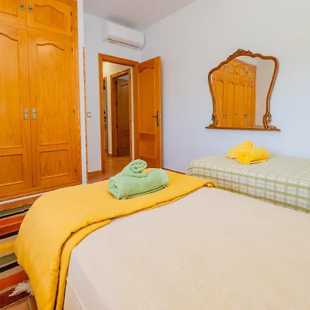 Cubo's De Maruchi アラウリン・デ・ラ・トレ